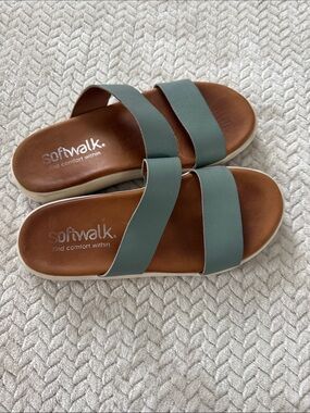 SoftWalk Women’s  Jenna Double-Strap Slide Sandals Size 7